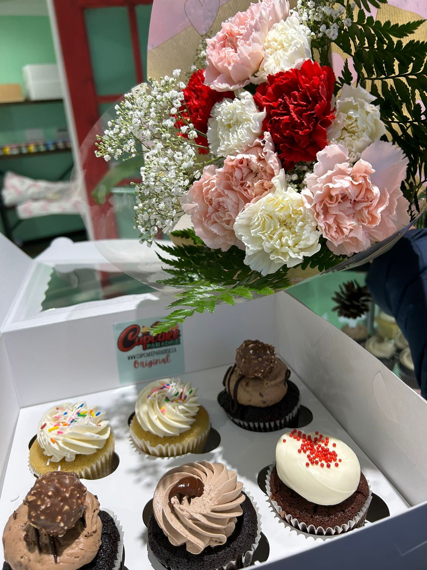 12 Pack /50/100 Gluten-free Vegan Cupcakes